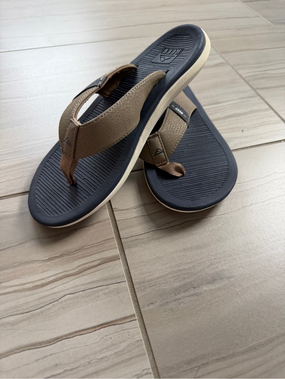 Reef Kids Brown and Black Flip Flops